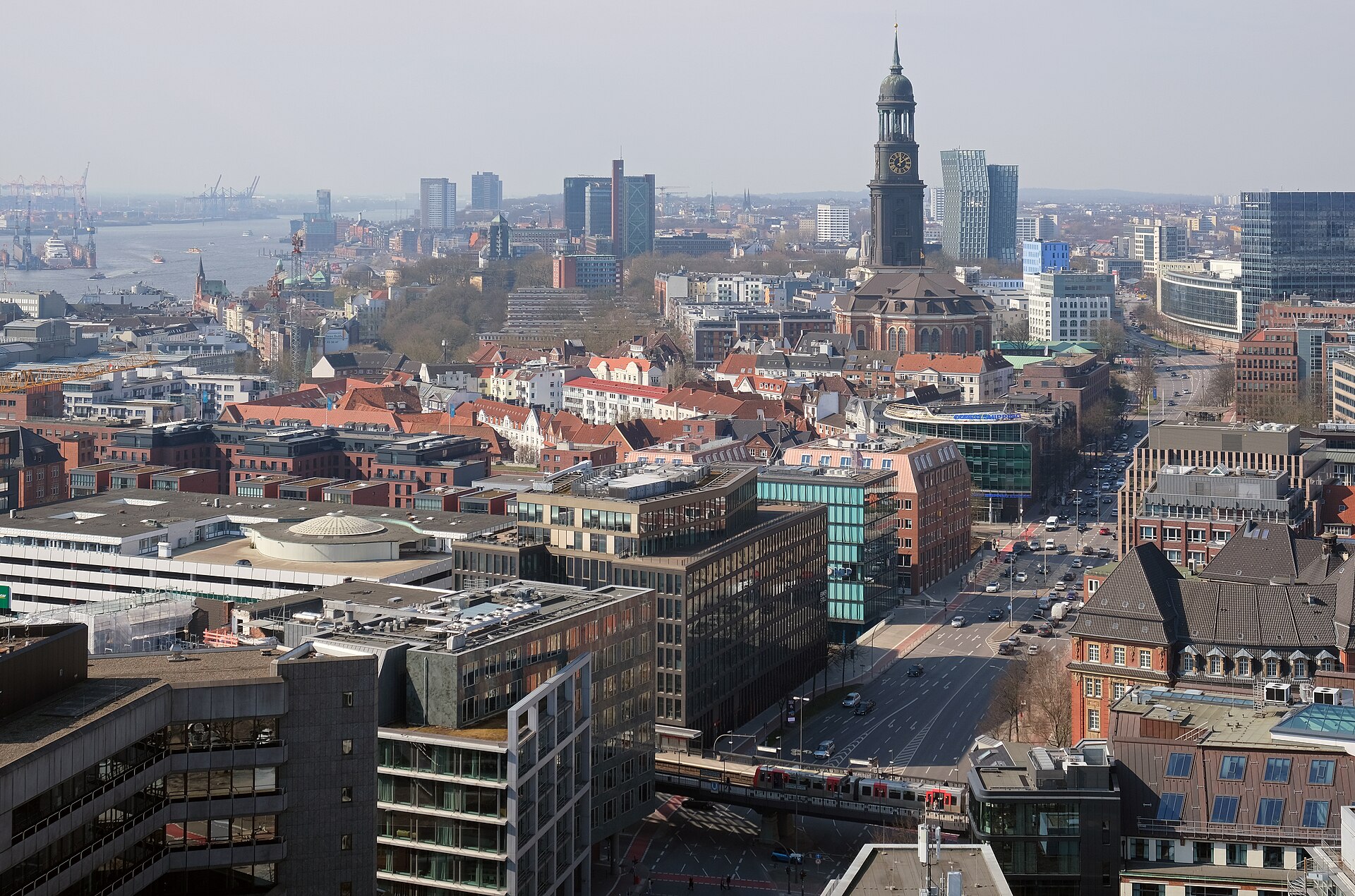 Maestre Logistik · Umzugshelfer in Hamburg